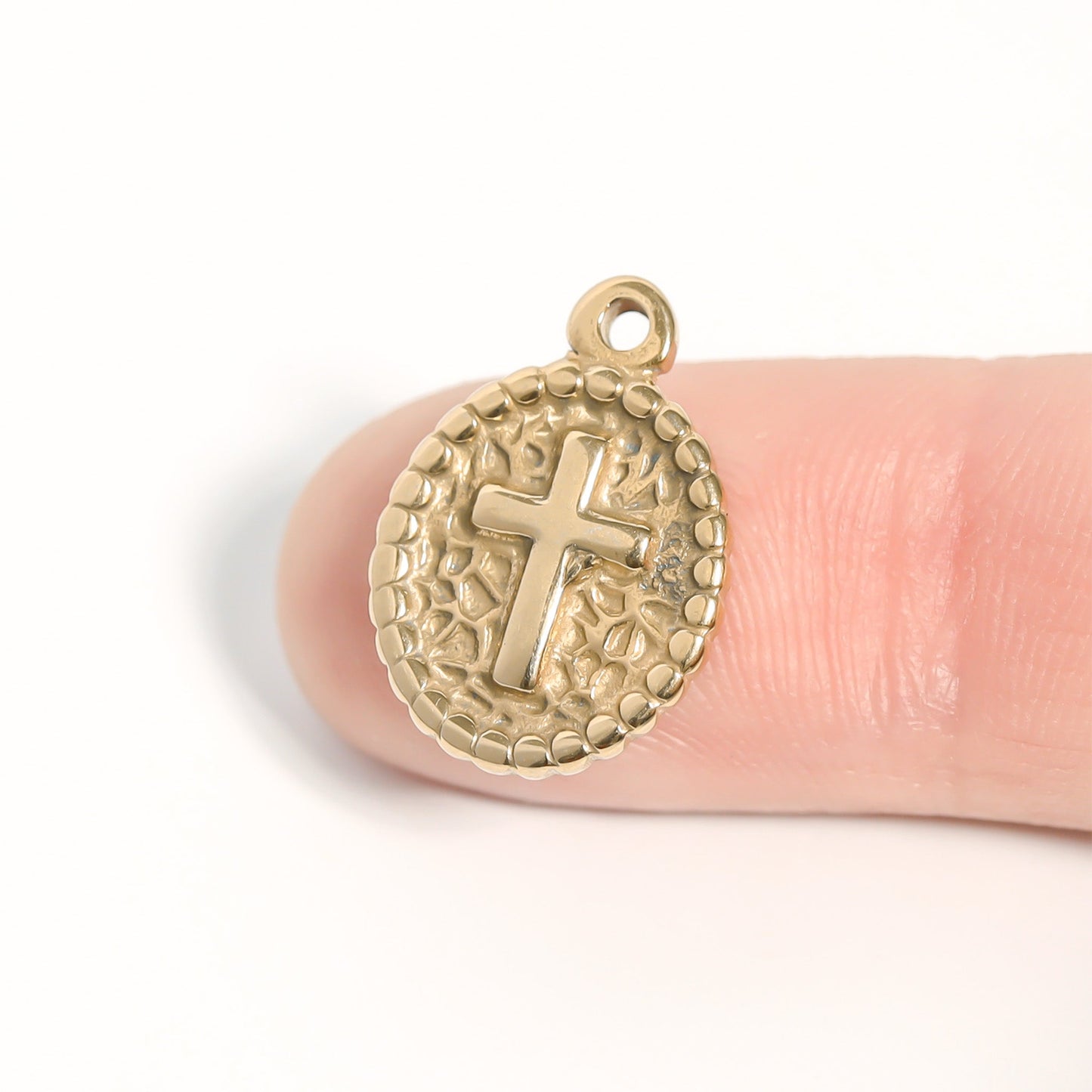 18K Gold PVD Stainless Steel Textured Medallion Cross Charm / PDL0115