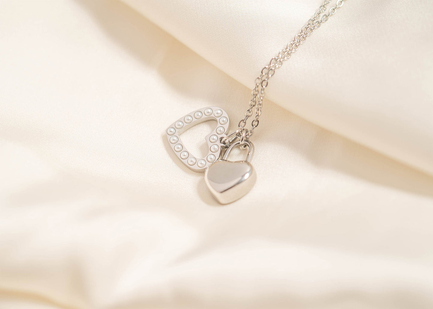 18K Gold PVD Stainless Steel Heart Padlock Charm / PDL0109