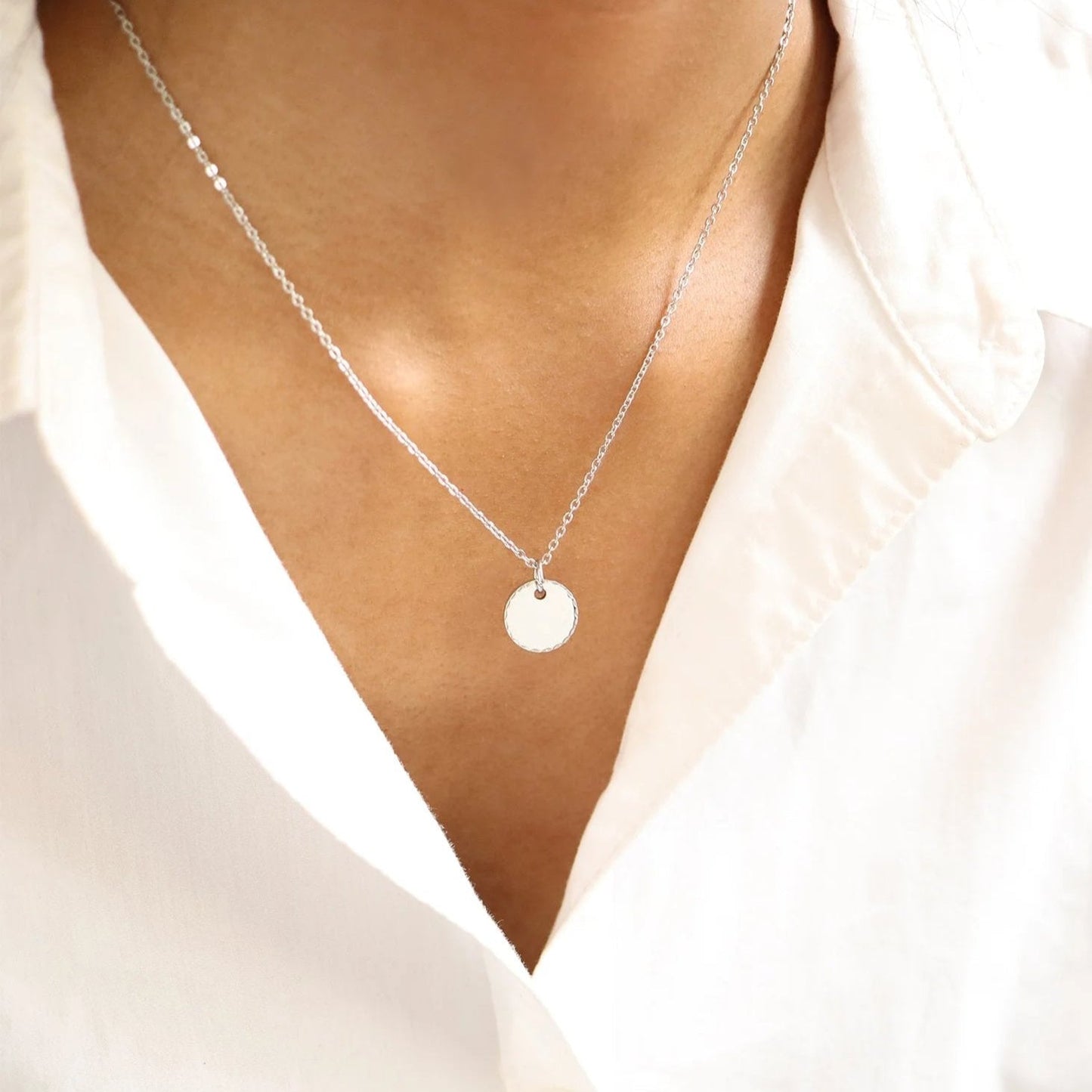 18K Gold PVD Stainless Steel Grooved Round Pendant / SBB0071